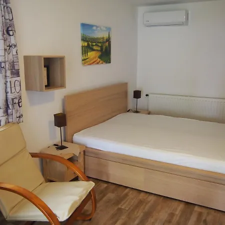 Alpok Tava Vendeghaz * Kőszeg